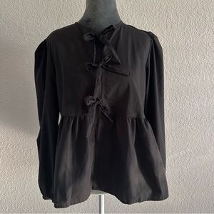 Black Bow Front Peplum Top – Size Medium